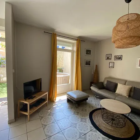 Le Logis Gout - L'oustal Nyaraló Carcassone